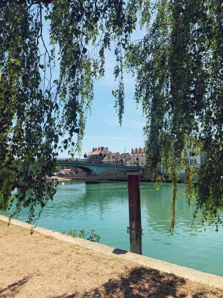 Notre Cocon Au Coeur De Ville Lagny Kültér fotó